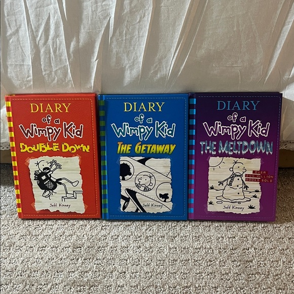 Diary of a Wimpy Kid Book Set - Picture 4 of 9